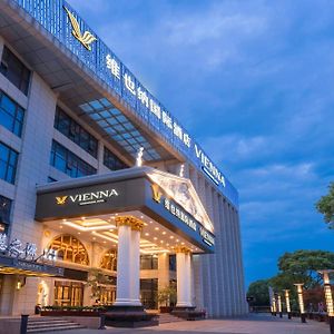Vienna International Hotel - Shanghai Pudong Airport Free Trade Zone - Free Shuttle Bus To Pvg Airport And Disney Land